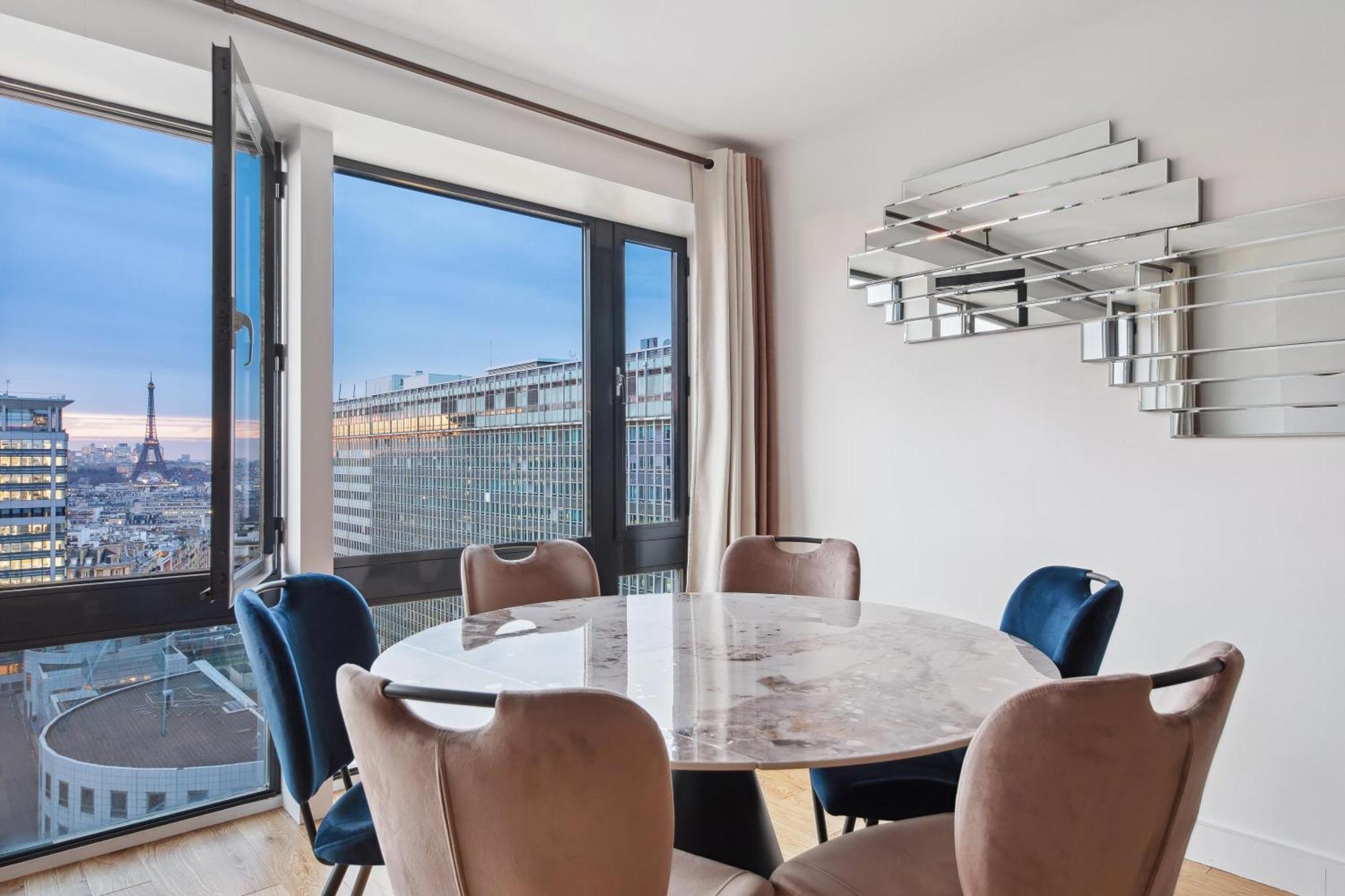 Paris Luxury Apartment 75M2 With Eiffel Tower View, 1 Min Metro, Parking Exteriör bild